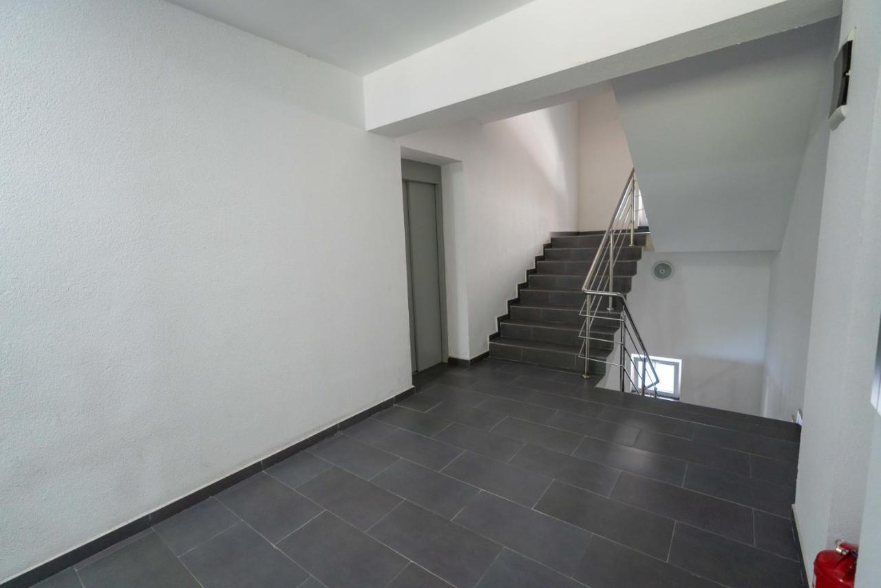 Hotel Studio Titan Bucureşti Ngoại thất bức ảnh