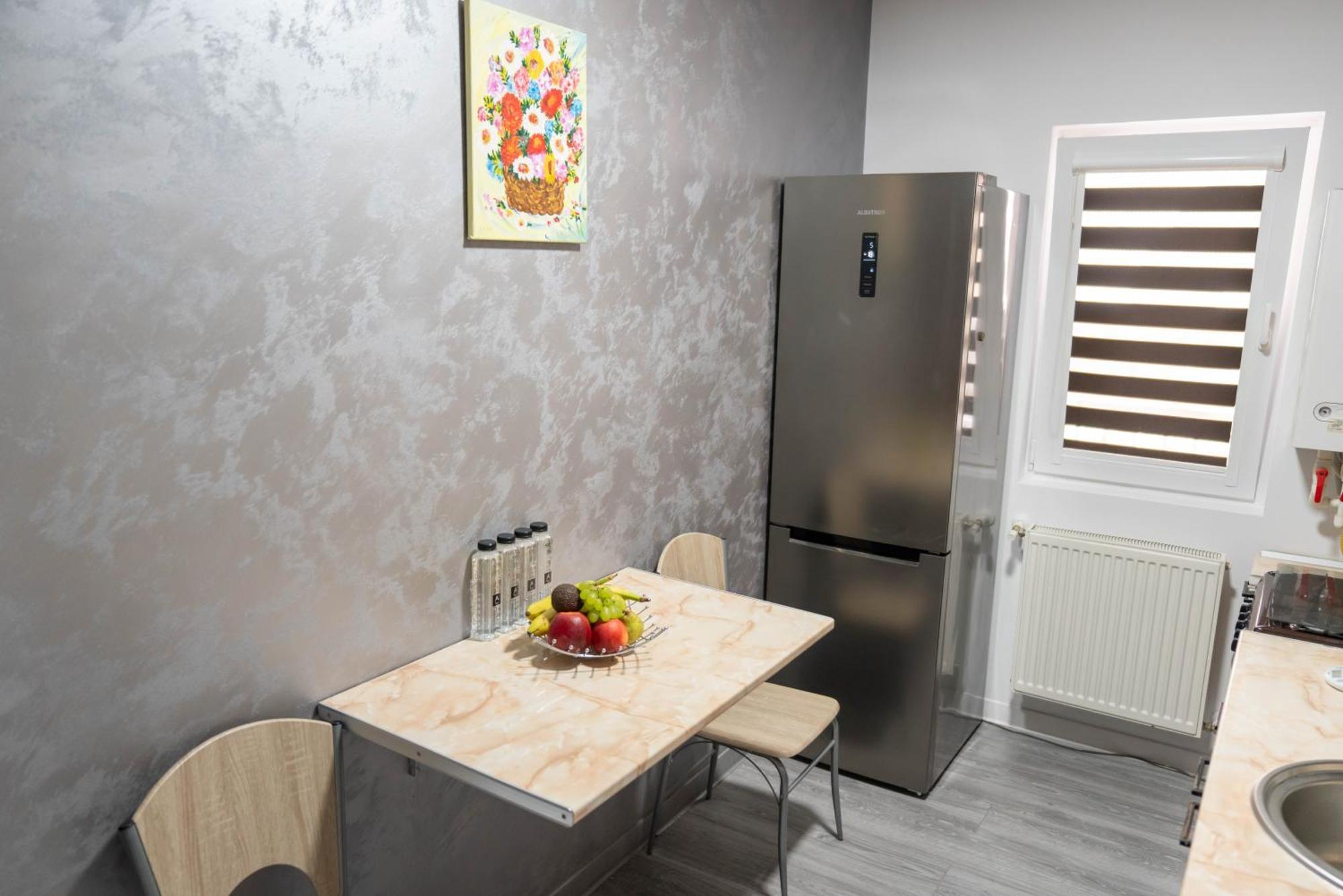 Hotel Studio Titan Bucureşti Ngoại thất bức ảnh