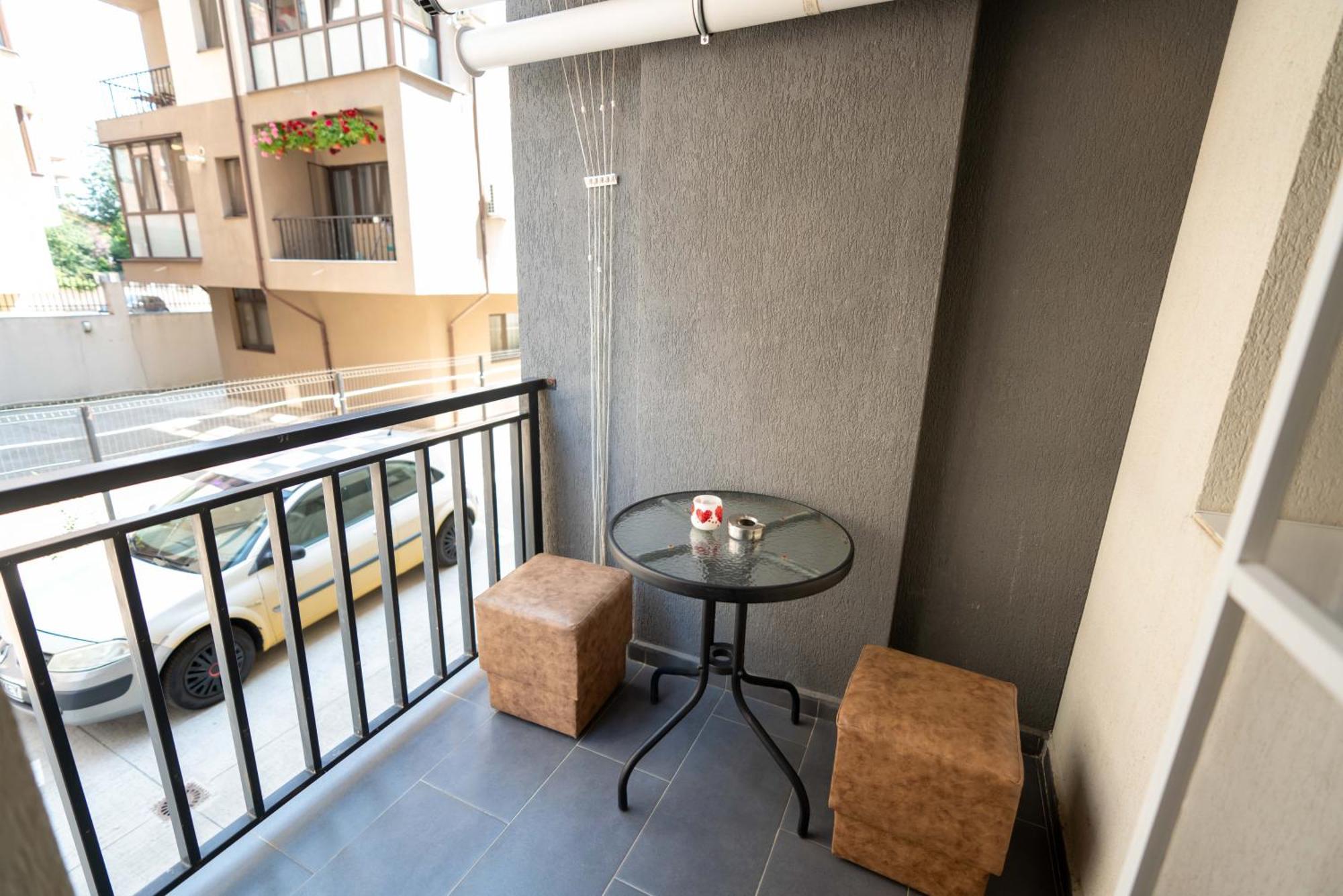 Hotel Studio Titan Bucureşti Ngoại thất bức ảnh